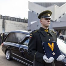 Vilniuje į paskutinę kelionę išlydėtas Nepriklausomybės Akto signataras B. Genzelis 
