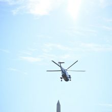 JAV ieškoma Kalifornijos nepasiekusio sraigtasparnio su 5 jūrų pėstininkais