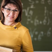 „Darbiečiai“ siūlo skirti 82 mln. eurų pedagogų darbo užmokesčio padidinimui