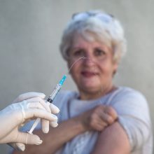 Ligonių kasos: nupirkta gripo vakcina naujam sezonui nemokamai pasiskiepyti galės daugiau žmonių