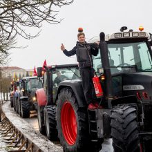 Teismas: Vilniaus valdžia neteisėtai draudė ūkininkams į protestą vykti su priekabomis