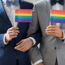 Pirmoji tos pačios lyties asmenų santuoka Graikijoje sudaryta saugant pareigūnams