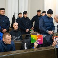 Pravieniškių gaują į teismą atlydėjo pusšimtis konvojaus pareigūnų
