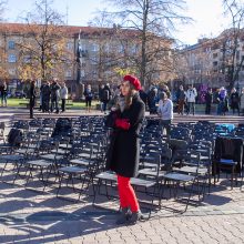 Prie Seimo protesto akciją surengė aktoriai: mes – ne tuščia  vieta