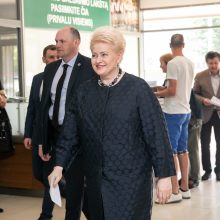 Balsavo D. Grybauskaitė: mums pasisekė dėl antrojo turo kandidatų