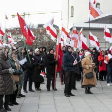 V. Adamkus apie sukilėlių laidotuves: A. Lukašenka elgiasi nenuoširdžiai