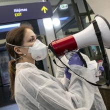 Ruošiasi ir Lietuva: Vilniaus oro uoste dėl koronaviruso tikrinami keleiviai
