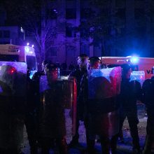 Per riaušes prie Seimo nukentėjo 18 pareigūnų, trims prireikė operacijos