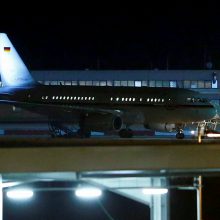 Dėl lėktuvo gedimo Vokietijos kanclerė praleis G-20 forumo atidarymą