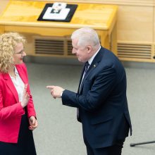 Už Lietuvos integraciją į NATO ir ES V. Adamkui įteikta A. Stulginskio žvaigždė