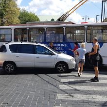 Dėl avarijos Vilniaus centre sustojo eismas