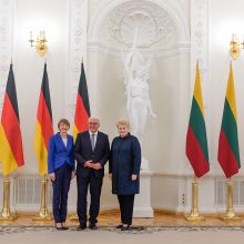 Prezidentė: stebėsime, ar Rusija po „Zapad“ pratybų išves karius iš Baltarusijos