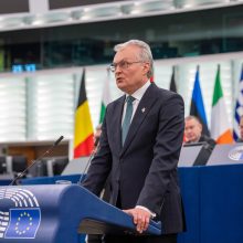 G. Nausėda kreipėsi į Europos Parlamentą: turime stiprinti sankcijas Rusijai