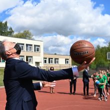 Prezidentas: kiekvienas vaikas su negalia turi teisę mokytis kartu su visais