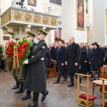 Iškilmingos laidotuvės baigėsi: sukilimo vadai palydėti į Rasų kapines