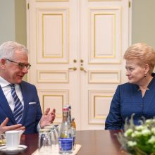 Lenkų ministras ragina Lietuvą išspręsti klausimus dėl asmenvardžių