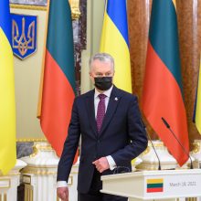 G. Nausėda Ukrainoje sulaukė klausimų dėl skiepijimo „AstraZeneca“ vakcina sustabdymo