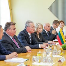 Istorinis vizitas: G. Nausėda pasiūlė Lietuvoje atidaryti Indijos ambasadą