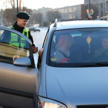 Policijos pareigūnai moteris stebino originalia staigmena