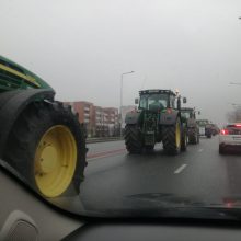 Lietuvos ūkininkai kyla į protestą: traktoriai važinės ir Vilniuje