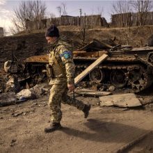 Karas: atakuotas Dnipro miestas, „Azov“ Mariupolyje nukovė 64 rusų pėstininkus, sunaikino 3 tankus