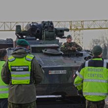 NATO bataliono specialistai treniravosi gabenti karines atsargas į Lietuvą