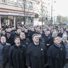 Vilniuje – šventinė advokatų eisena: sutarimą su ministru rado