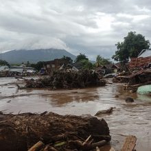 Per potvynius Indonezijoje ir Rytų Timore žuvo mažiausiai 75 žmonės