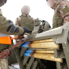 Ukrainos karius lietuviai apmokė naudoti pabūklą ir vykdyti karo policijos operacijas