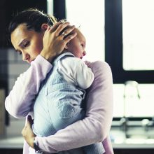 Psichologinių iššūkių patiriančioms mamoms – daugiau pagalbos
