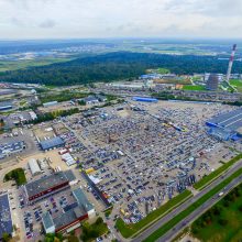 Automobilių turguje – pirkėjų laukimo nuotaikos