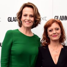 Aktorėms S. Sarandon ir S. Weaver įteikti prestižiniai „Glamour“ apdovanojimai