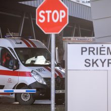 Kupiškio rajone apvirto neblaivaus vairuotojo automobilis: prireikė medikų