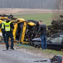 Vilniaus rajone – tragiška avarija: žuvo penki žmonės, tarp jų – trys nepilnamečiai