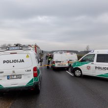 Vilniaus rajone – tragiška avarija: žuvo penki žmonės, tarp jų – trys nepilnamečiai