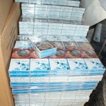 Į Lenkiją stogo dangą vežusiame vilkike aptikta 2 mln. eurų vertės cigarečių kontrabanda