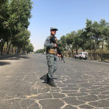 Po sprogimo prie Kabulo universiteto aukų padaugėjo iki aštuonių, dešimtys sužeistų