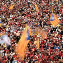 Katalonijos separatistai prieš derybas su Madridu išėjo į gatves