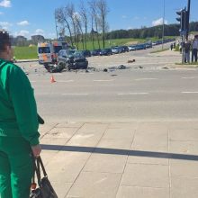 Alytuje – automobilio ir motociklo avarija: medikų rankose abu vairuotojai