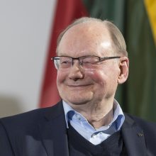 Buvusiam parlamento vadovui, signatarui Č. Juršėnui įteikta A. Stulginskio žvaigždė