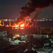 Netoli Krymo Ukrainos karinės oro pajėgos sunaikino Rusijos karinį laivą
