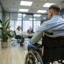 Tarnyba: Santaros klinikų inžinierius statybininkas buvo diskriminuotas dėl negalios