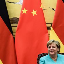 A. Merkel vizitas Kinijoje: tikisi greitos JAV-Kinijos prekybos karo pabaigos