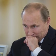 V. Putinui – oligarchų kirtis: geriau jis mirtų, nei naikindamas Ukrainą sunaikintų Rusiją