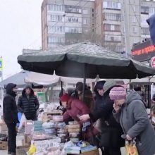 Sukeltas karas agresorei kirto skaudžiai: rusai priversti pirkti pasenusį maistą