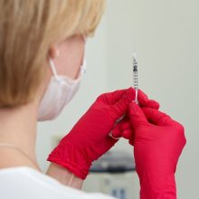 ES patvirtinta pirmoji vakcina nuo respiracinio sincitinio viruso