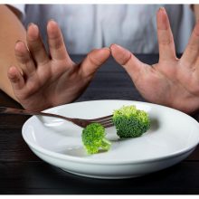 Ką svarbu žinoti apie valgymo sutrikimus?