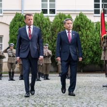 Varšuvoje susitiko Lenkijos ir Pietų Korėjos gynybos ministrai