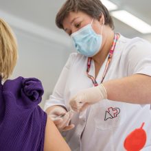 Vilniuje liko „Vaxzevria“ vakcinos dozių: kviečia skiepytis pusamžius gyventojus