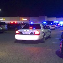 Virdžinijos policija: per šaudynes parduotuvėje „Walmart“ žuvo keli žmonės